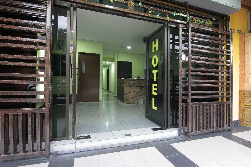 Super Oyo 432 My 7Days Inn Johor Bahru Luaran gambar
